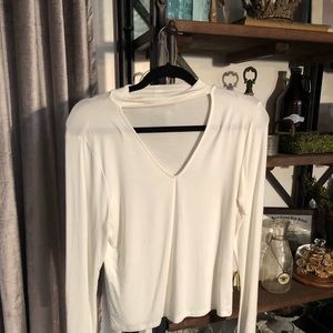 Form fitting V cut neck tee